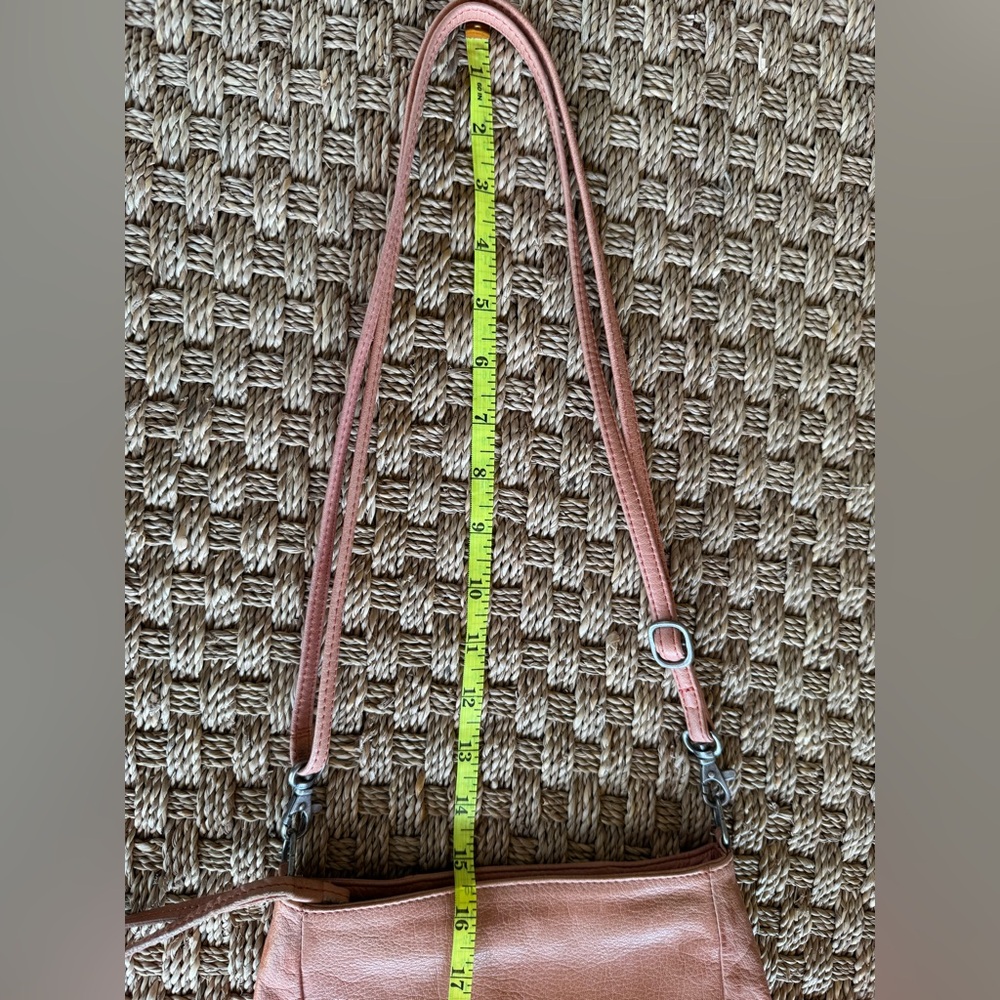 Day and Mood leather Peony Crossbody bag woven design - Picture 13 of 13